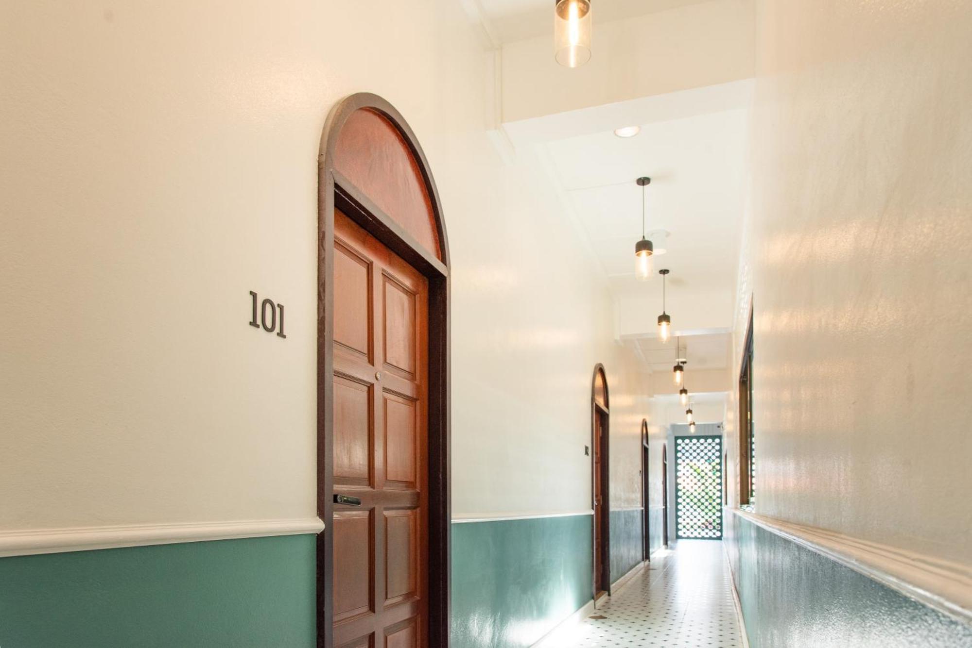 Bania Boutique House Hotel Khao Lak Exterior photo