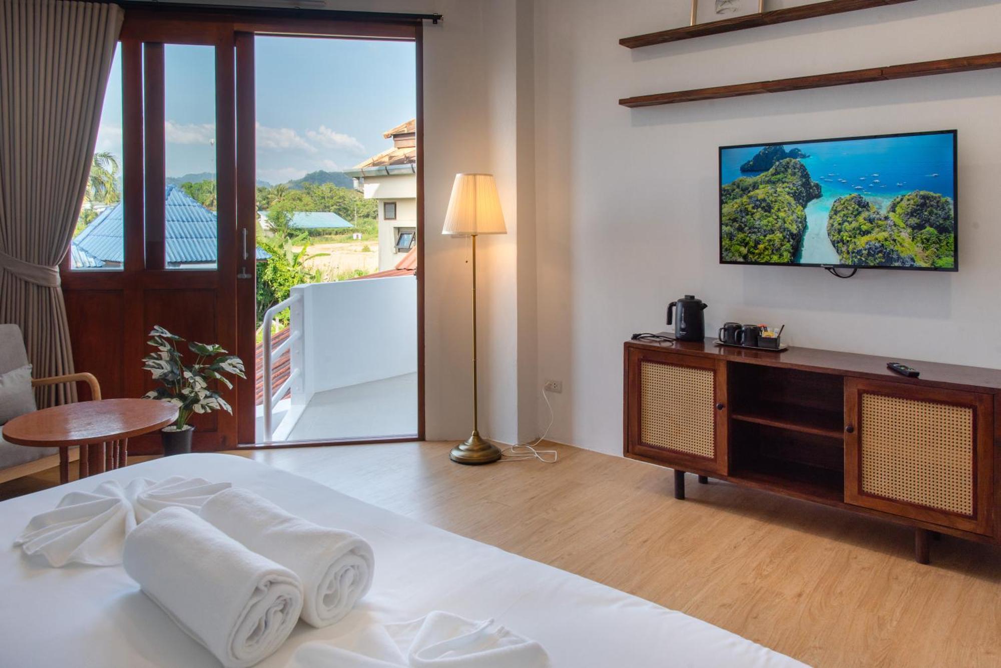 Bania Boutique House Hotel Khao Lak Exterior photo